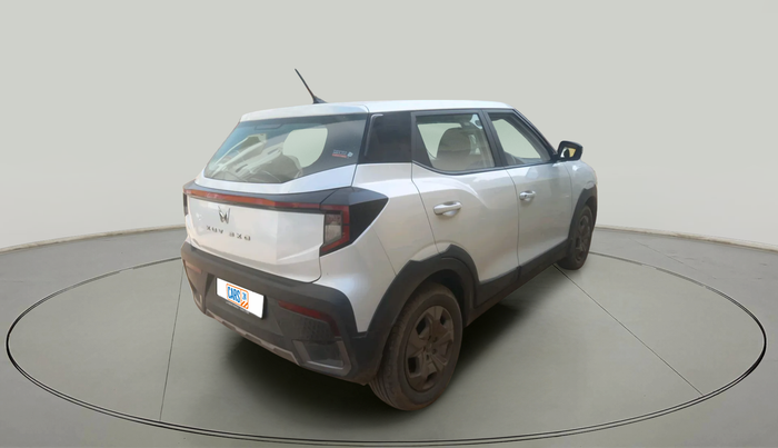 2024 Mahindra XUV 3XO MX3 Pro 1.2 L TCMPFI AT, Petrol, Automatic, 16,575 km, exterior