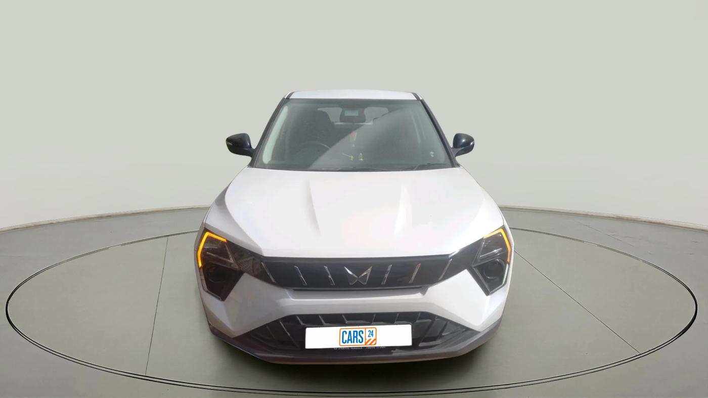2024 Mahindra XUV 3XO MX3 Pro 1.2 L TCMPFI AT, Petrol, Automatic, 16,575 km, exterior