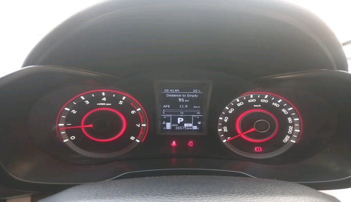 2024 Mahindra XUV 3XO MX3 Pro 1.2 L TCMPFI AT, Petrol, Automatic, 16,575 km, interior