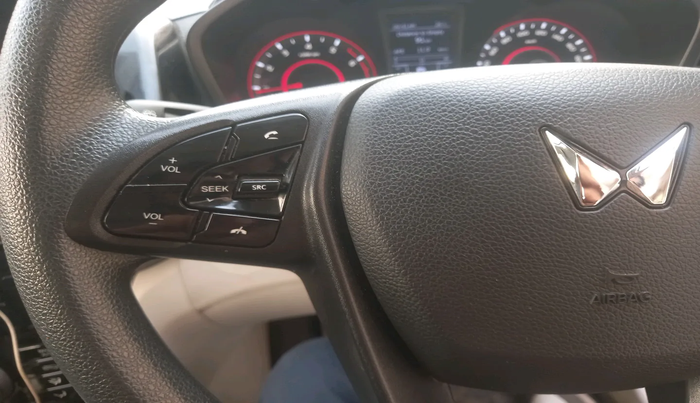 2024 Mahindra XUV 3XO MX3 Pro 1.2 L TCMPFI AT, Petrol, Automatic, 16,575 km, interior