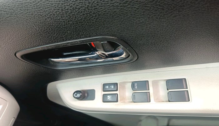 2017 Maruti IGNIS DELTA 1.2 AMT, Petrol, Automatic, 80,631 km, interior