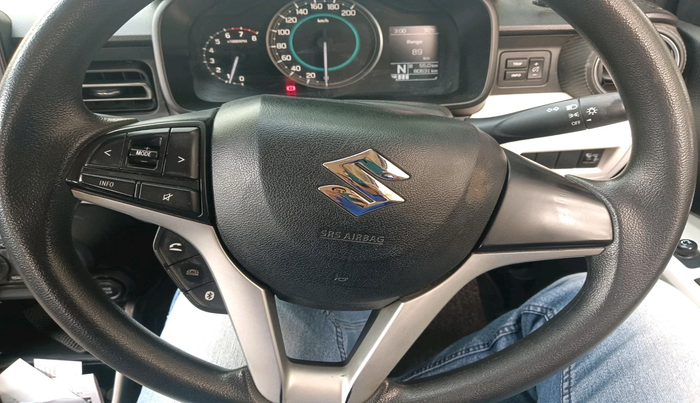 2017 Maruti IGNIS DELTA 1.2 AMT, Petrol, Automatic, 80,631 km, interior