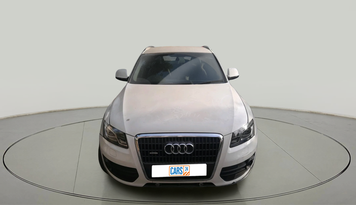 2011 Audi Q5 2.0 TDI QUATTRO, Diesel, Automatic, 1,30,293 km, exterior