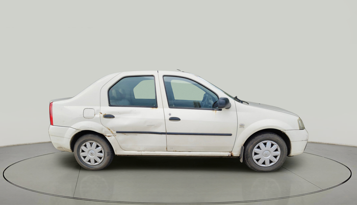 2011 Mahindra Renault Logan GLX 1.4, Petrol, Manual, 56,783 km, exterior