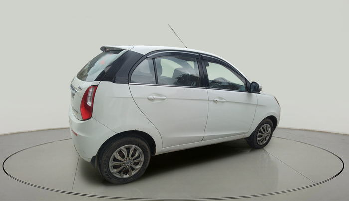 2015 Tata Bolt XMS REVOTRON, Petrol, Manual, 97,965 km, exterior