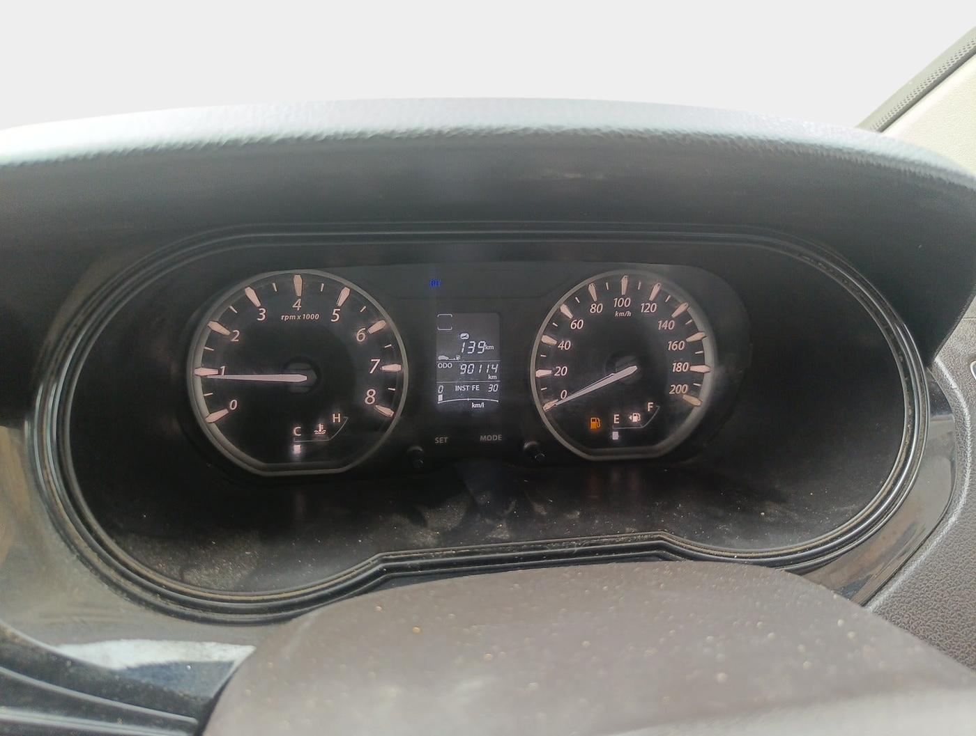 2015 Tata Bolt XMS REVOTRON, Petrol, Manual, 97,965 km, interior