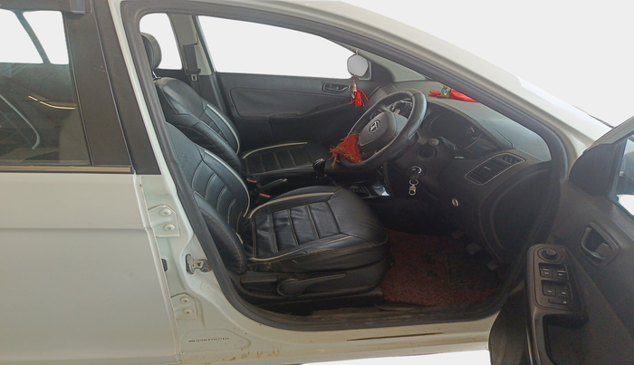 2015 Tata Bolt XMS REVOTRON, Petrol, Manual, 97,965 km, interior