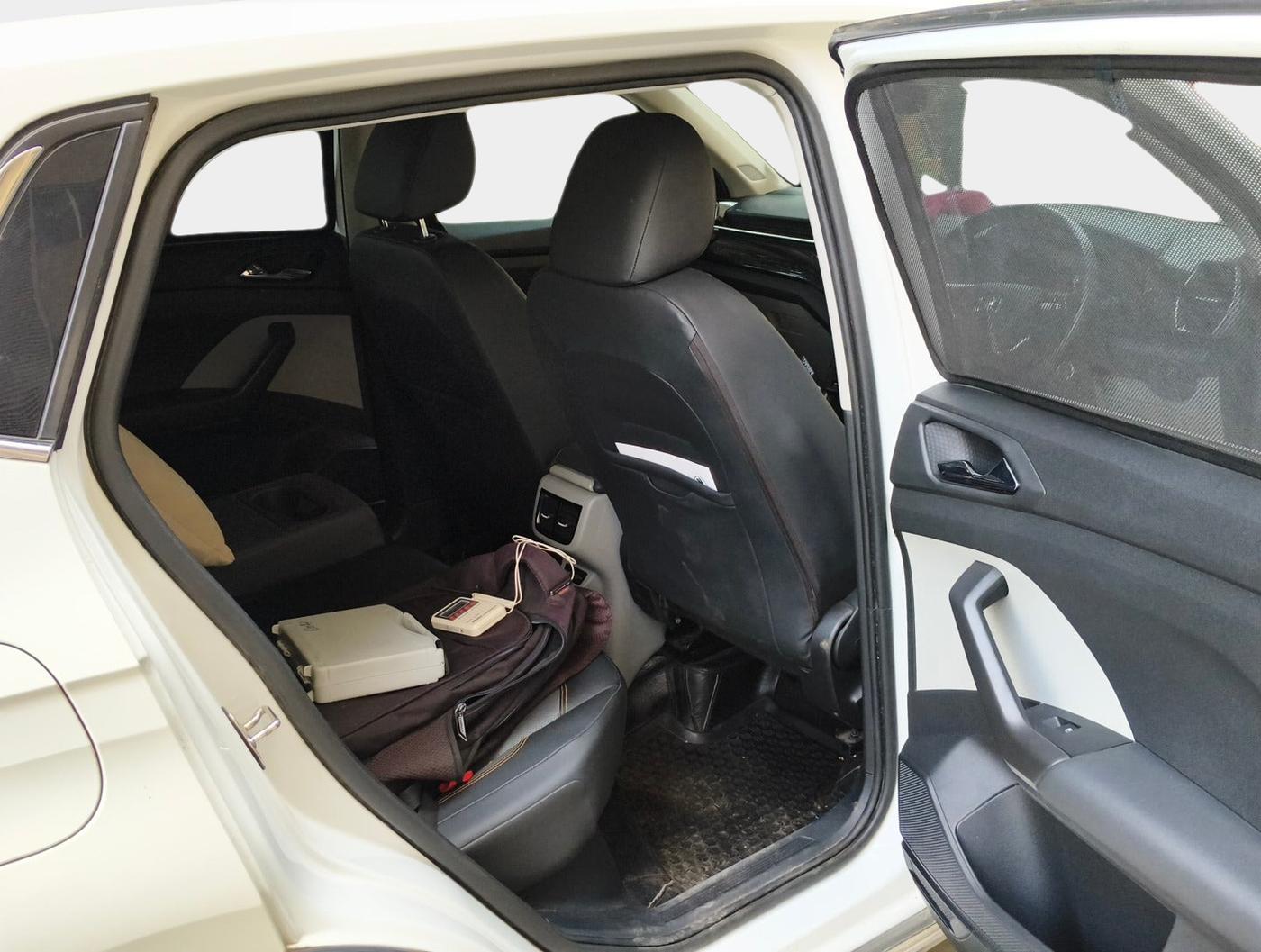 2023 Skoda KUSHAQ STYLE 1.0L TSI MT, Petrol, Manual, 38,491 km, interior