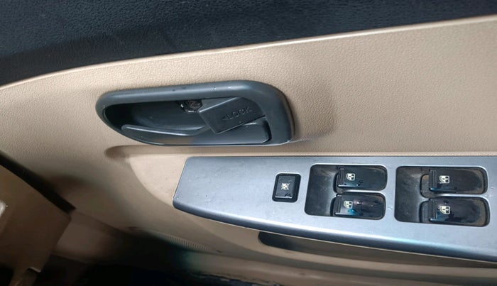 2013 Chevrolet Enjoy 1.3 LT 8 STR, Diesel, Manual, 86,090 km, interior