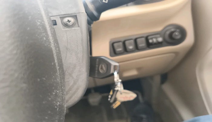 2017 Mahindra TUV300 T8, Diesel, Manual, 1,54,734 km, interior