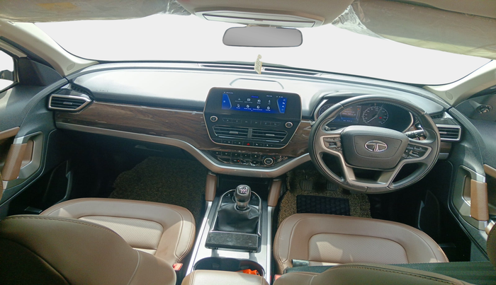 2019 Tata Harrier XZ 2.0L, Diesel, Manual, 20,139 km, interior