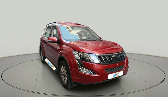 2016 Mahindra XUV500 W10, Diesel, Manual, 1,36,581 km, exterior