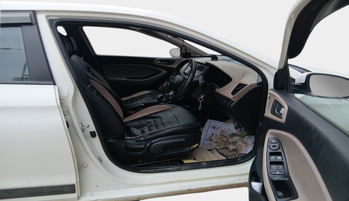 2018 Hyundai Elite i20 SPORTZ 1.4 CRDI, Diesel, Manual, 1,43,419 km, interior