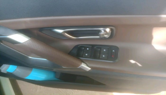 2022 Tata Harrier XZA PLUS 2.0L DUAL TONE, Diesel, Automatic, 61,464 km, interior