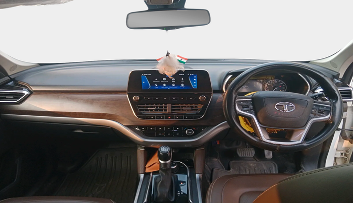 2022 Tata Harrier XZA PLUS 2.0L DUAL TONE, Diesel, Automatic, 61,464 km, interior