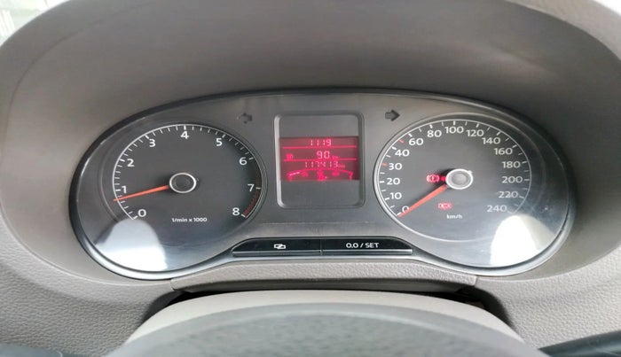 2011 Volkswagen Vento COMFORTLINE 1.6, Petrol, Manual, 1,17,413 km, interior