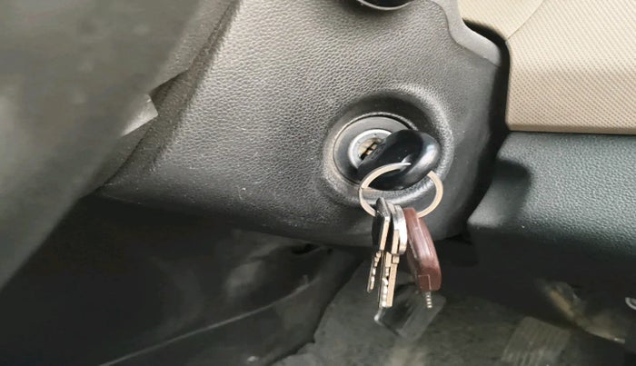 2016 Hyundai Grand i10 SPORTZ 1.2 KAPPA VTVT, Petrol, Manual, 2,51,081 km, interior