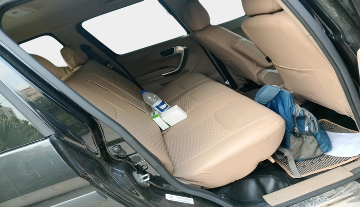 2023 Mahindra BOLERO NEO N10 R, Diesel, Manual, 6,467 km, interior