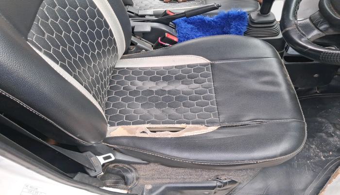 2019 Maruti Eeco 5 STR WITH A/C+HTR, Petrol, Manual, 1,48,150 km, interior