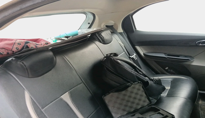 2018 Tata Tiago XZ PETROL, Petrol, Manual, 1,61,618 km, interior