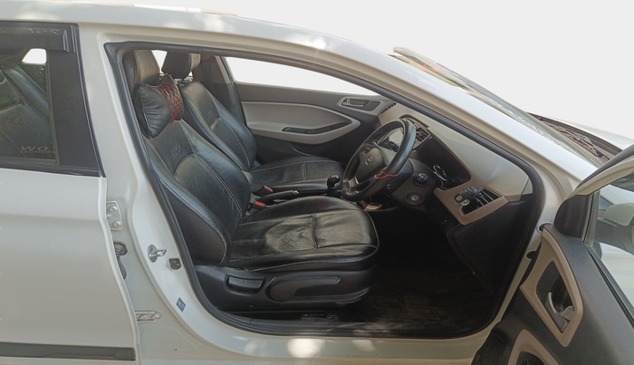 2016 Hyundai Elite i20 SPORTZ 1.2, Petrol, Manual, 1,11,525 km, interior