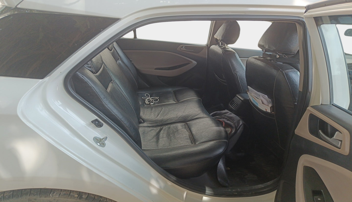 2016 Hyundai Elite i20 SPORTZ 1.2, Petrol, Manual, 1,11,525 km, interior
