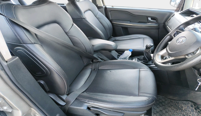 2018 Tata Hexa XT 4X2 7 STR, Diesel, Manual, 1,43,116 km, interior