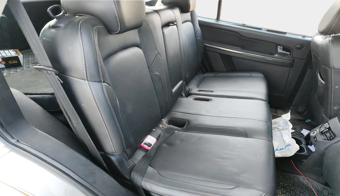 2018 Tata Hexa XT 4X2 7 STR, Diesel, Manual, 1,43,116 km, interior