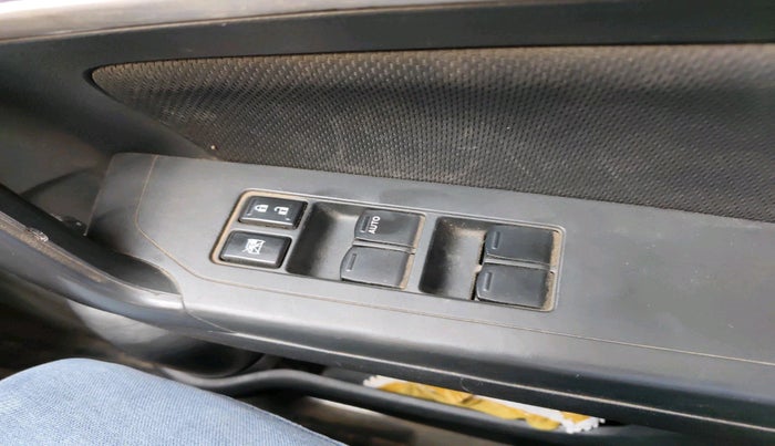 2017 Maruti Vitara Brezza ZDI PLUS, Diesel, Manual, 1,48,982 km, interior