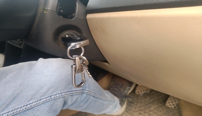 2016 Volkswagen Ameo HIGHLINE1.5L, Diesel, Manual, 1,48,208 km, interior