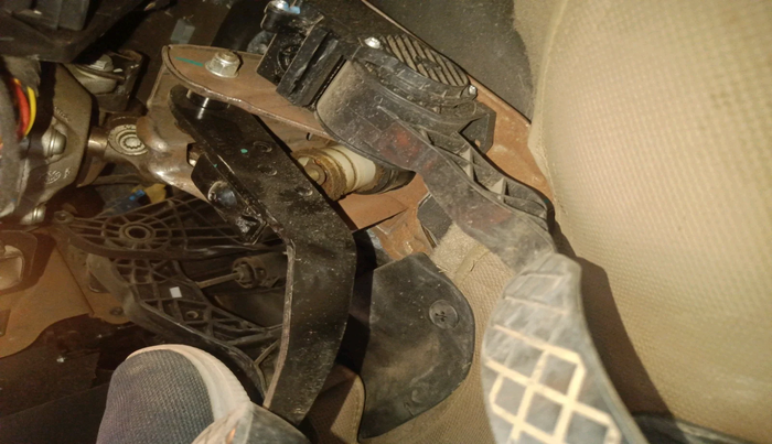 2016 Volkswagen Ameo HIGHLINE1.5L, Diesel, Manual, 1,48,208 km, interior