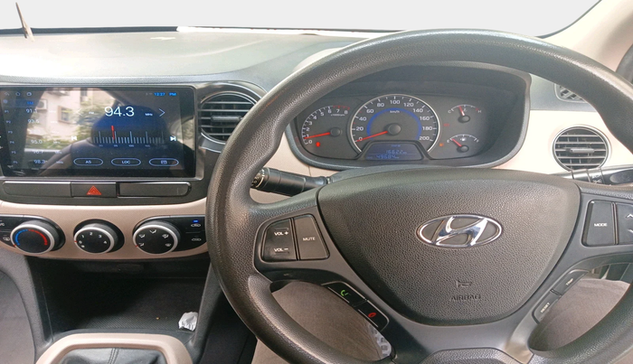 2016 Hyundai Grand i10 SPORTZ 1.2 KAPPA VTVT, Petrol, Manual, 49,684 km, interior