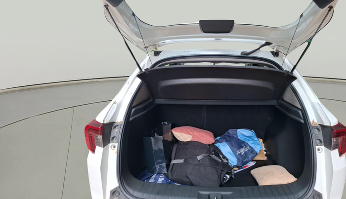 2024 Honda ELEVATE V CVT, Petrol, Automatic, 4,451 km, exterior