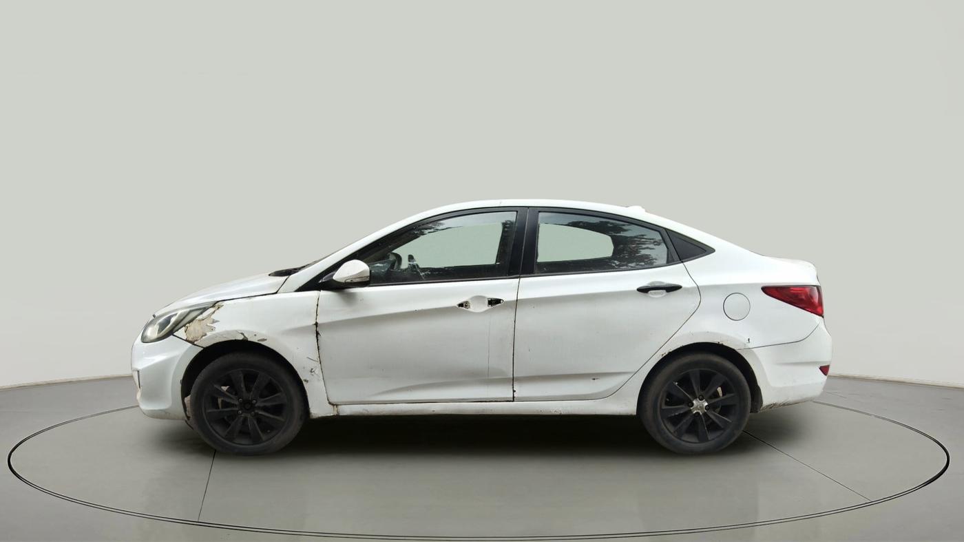 2012 Hyundai Verna FLUIDIC 1.6 CRDI SX, Diesel, Manual, 1,34,258 km, exterior