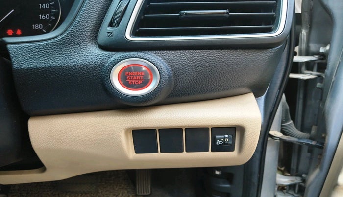 2019 Honda Amaze 1.2L I-VTEC V CVT, Petrol, Automatic, 40,015 km, interior