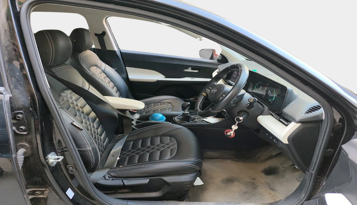 2024 Hyundai Verna S MT 1.5 MPI, Petrol, Manual, 19,109 km, interior