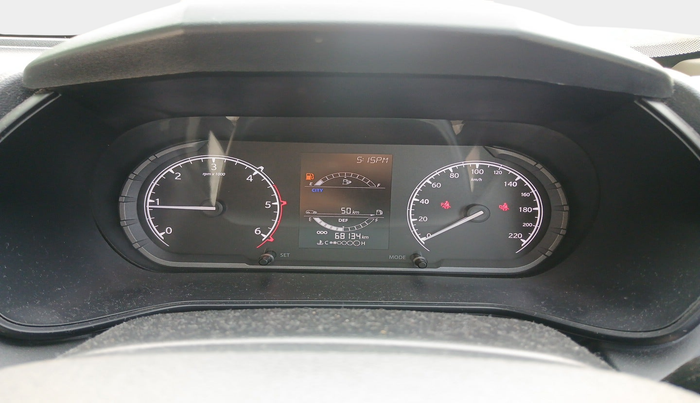 2021 Tata Harrier XM 2.0L KRYOTEC, Diesel, Manual, 68,134 km, interior