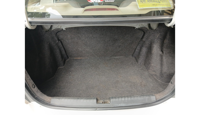 2013 Honda Amaze 1.2L I-VTEC VX AT, Petrol, Automatic, 1,10,680 km, exterior