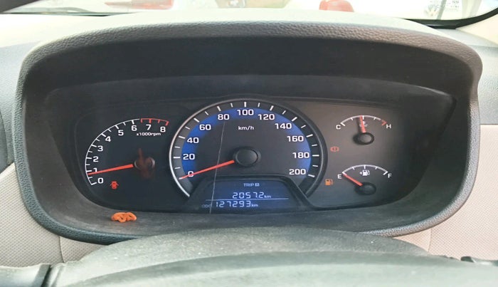 2015 Hyundai Xcent S 1.2, Petrol, Manual, 1,27,293 km, interior