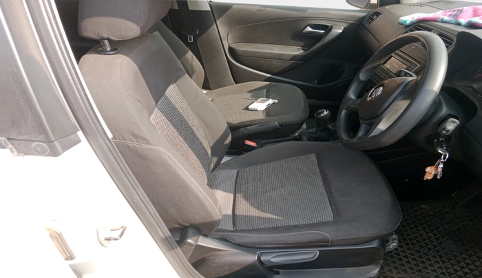 2018 Volkswagen Polo COMFORTLINE 1.0L MPI, Petrol, Manual, 69,762 km, interior