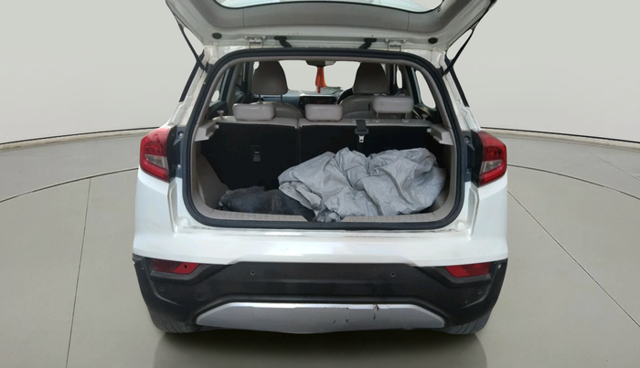 2019 Mahindra XUV300 W8 (O) 1.5 DIESEL, Diesel, Manual, 1,29,357 km, exterior