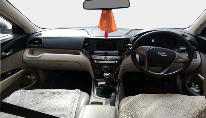 2019 Mahindra XUV300 W8 (O) 1.5 DIESEL, Diesel, Manual, 1,29,357 km, interior