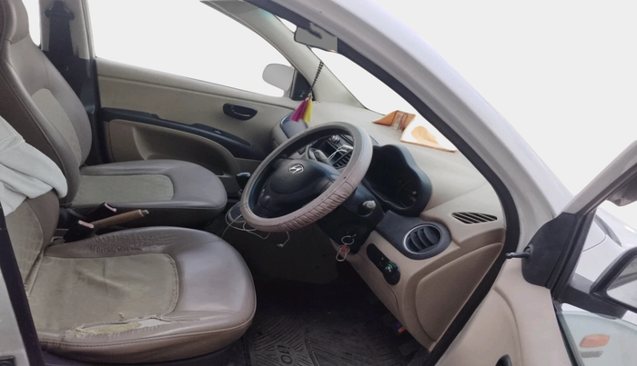 2010 Hyundai i10 ERA 1.1, Petrol, Manual, 76,003 km, interior