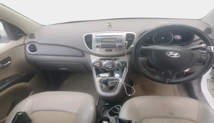 2011 Hyundai i10 MAGNA 1.1, Petrol, Manual, 1,12,603 km, interior