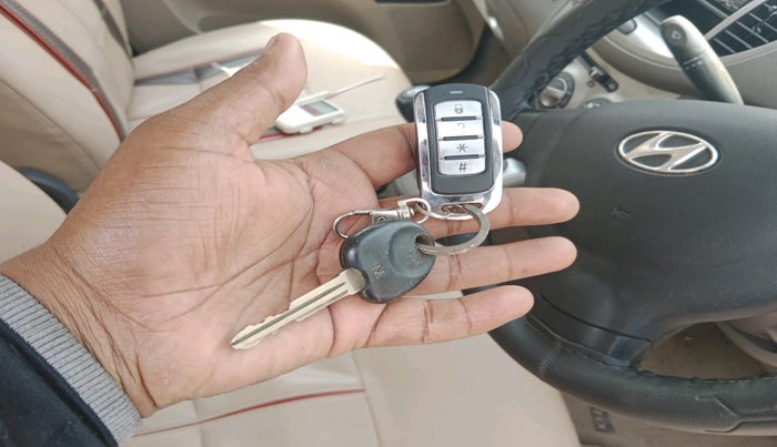 2012 Hyundai i10 MAGNA 1.1, Petrol, Manual, 30,637 km, interior