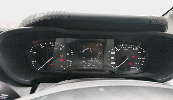 2022 Tata ALTROZ XT DIESEL, Diesel, Manual, 1,25,749 km, interior
