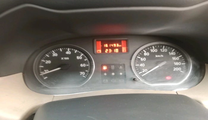 2013 Nissan Terrano XL (D), Diesel, Manual, 1,61,493 km, interior