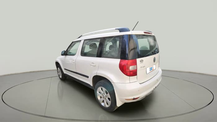 2011 Skoda Yeti ACTIVE 2.0 TDI CR 4X2, Diesel, Manual, 1,12,028 km, exterior