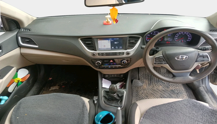 2018 Hyundai Verna 1.6 VTVT SX, Petrol, Manual, 53,368 km, interior