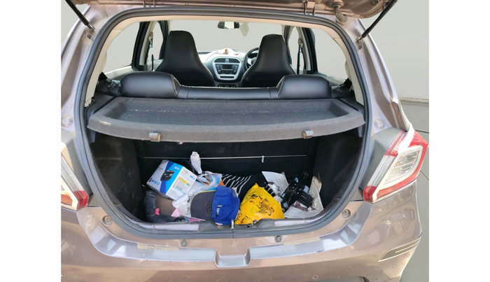 2017 Tata Tiago XT PETROL, Petrol, Manual, 68,093 km, exterior